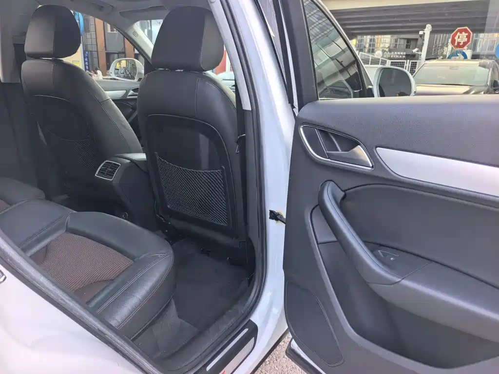 Audi Q3 2018 30th Anniversary Edition 35 TFSI Sport Line