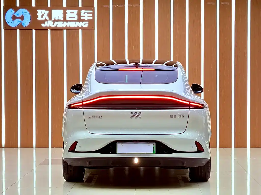 IM LS6 2023 Max Standard Edition