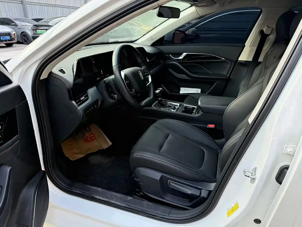 Benteng B70 2022 3rd Generation 1.5T Automatic LeXiang Model