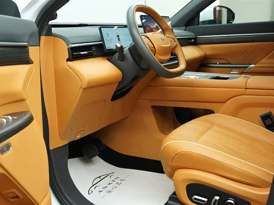 eπ008 2025 636Ultra LikeYi Edition 5-seat
