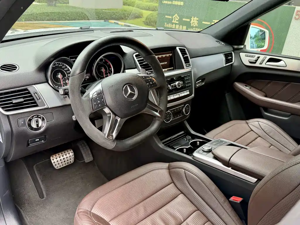 Mercedes-Benz M-Class AMG 2012 Model AMG ML 63