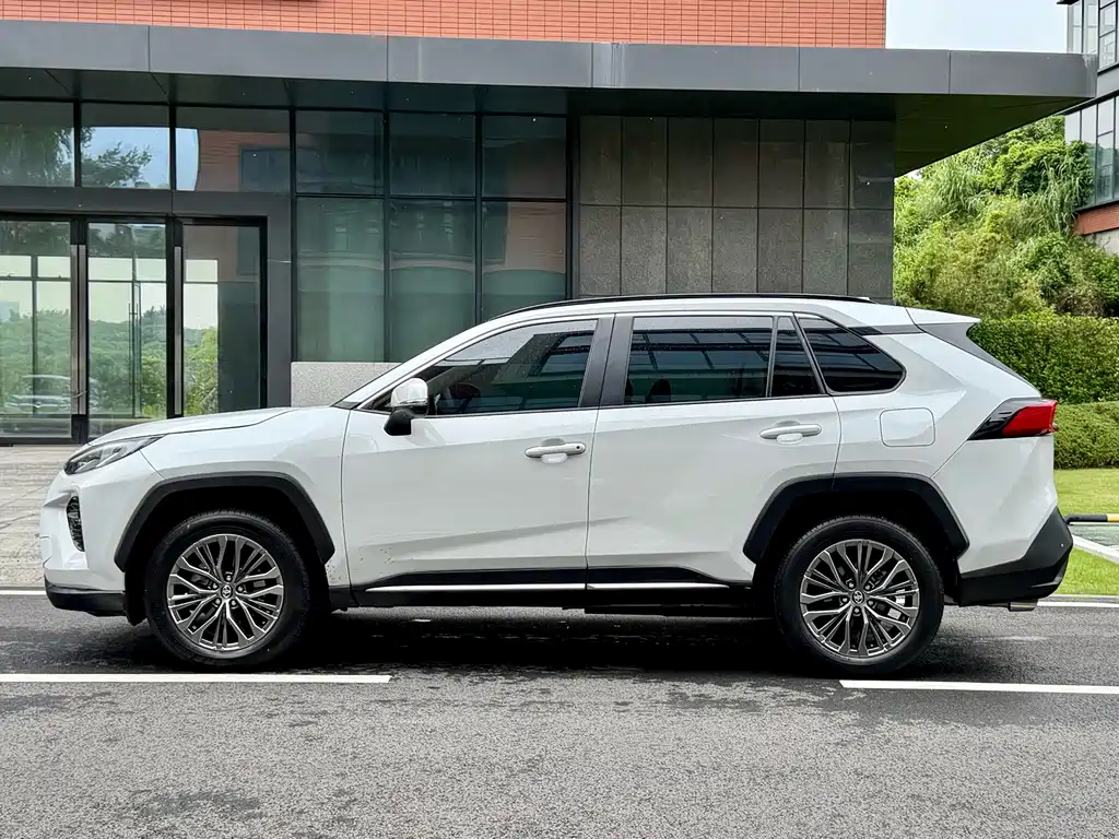 Velaranda 2023 2.0L CVT Two-Wheel Drive Luxury PLUS Edition