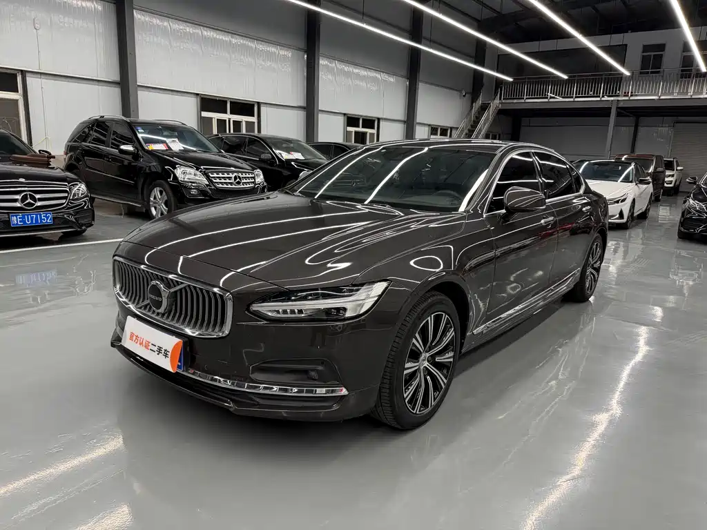 Volvo S90 2021 B5 Smart Luxury Edition