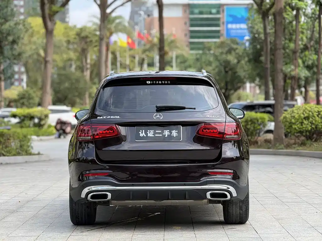 Mercedes GLC 2021 260 L 4MATIC Dynamic Edition