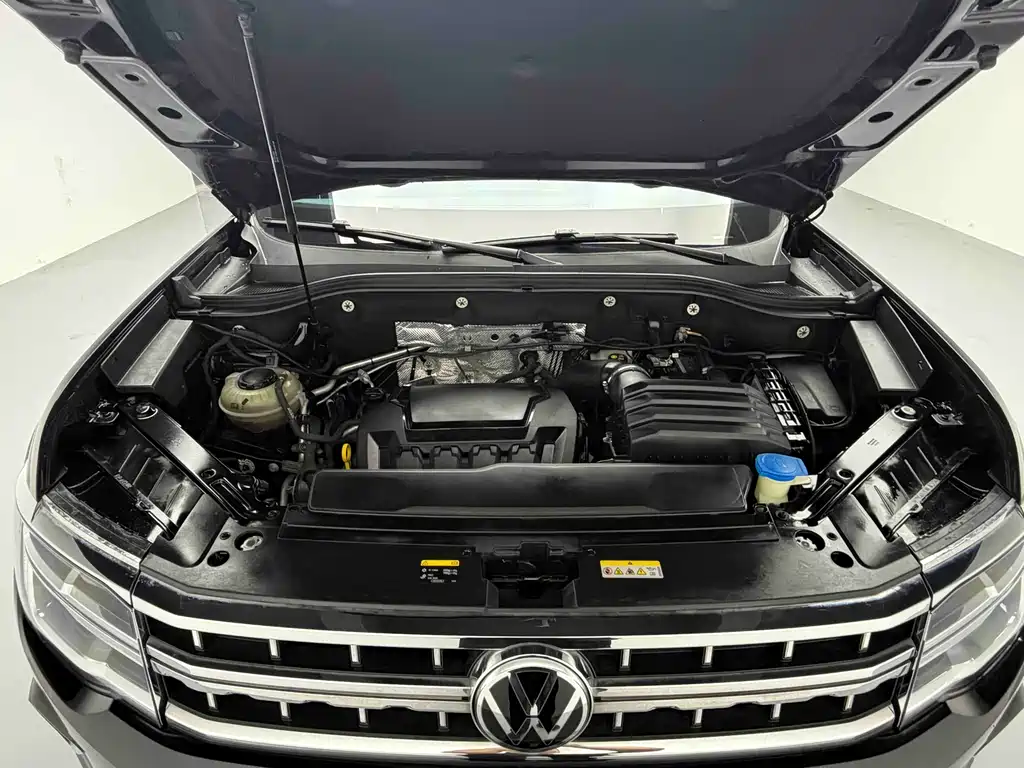 Tayron 2023 380TSI 4x4 Premium Luxury Edition