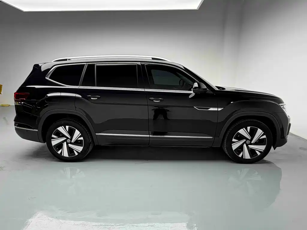 Tayron 2023 380TSI 4x4 Premium Luxury Edition