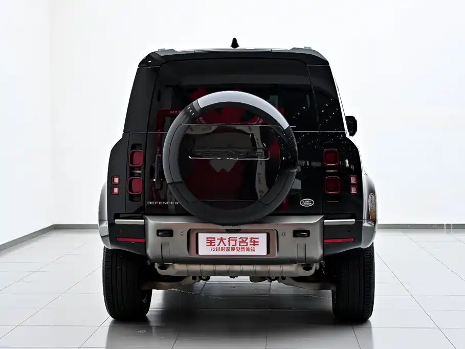 Land Rover Defender 2024 110 3.0T P400 X-DYNAMIC HSE