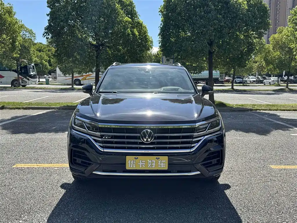 Touareg 2021 3.0 TSI Rishang Edition Classic Sport Package