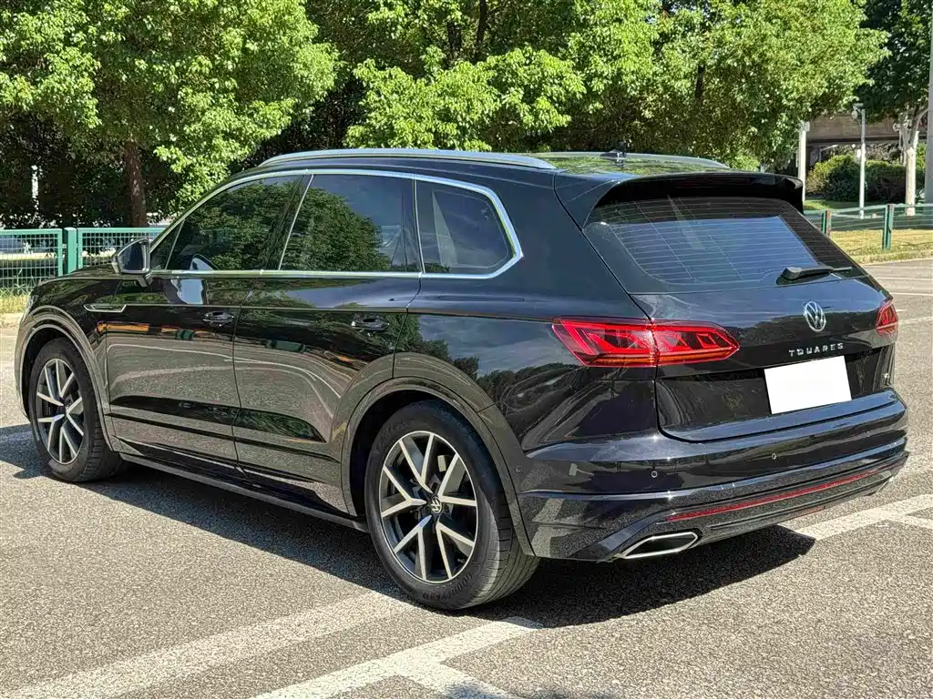 Touareg 2021 3.0 TSI Rishang Edition Classic Sport Package
