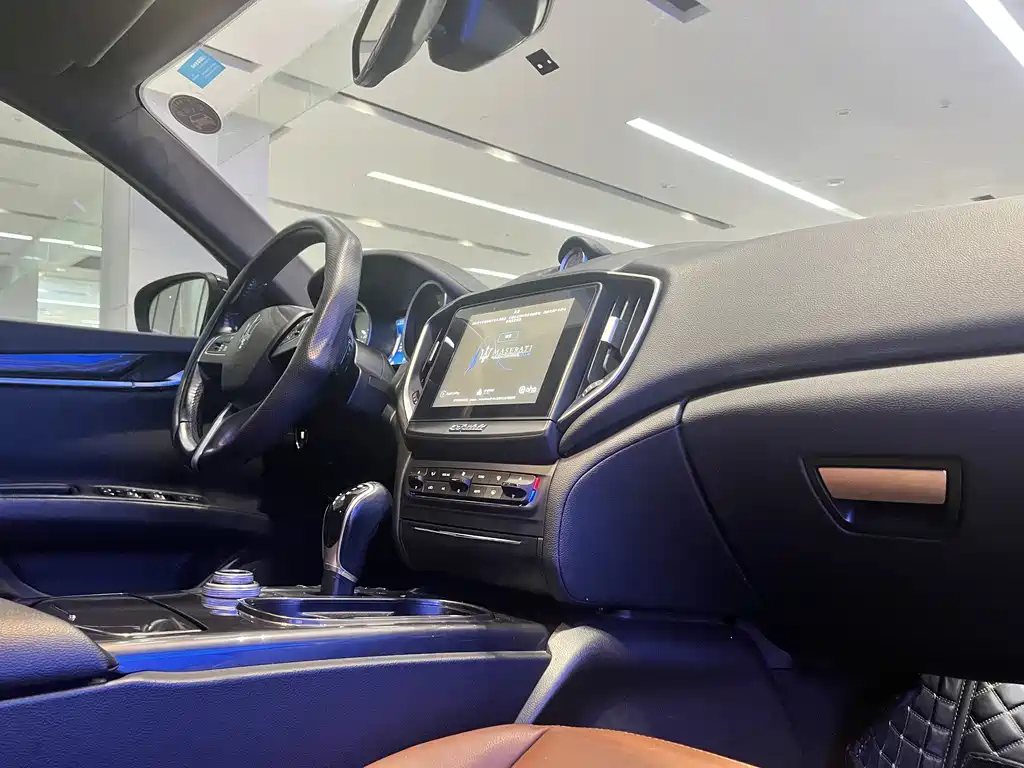 Ghibli 2018 3.0T Standard Edition