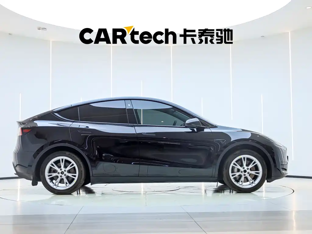 Model Y 2022 Rear-Wheel Drive Edition