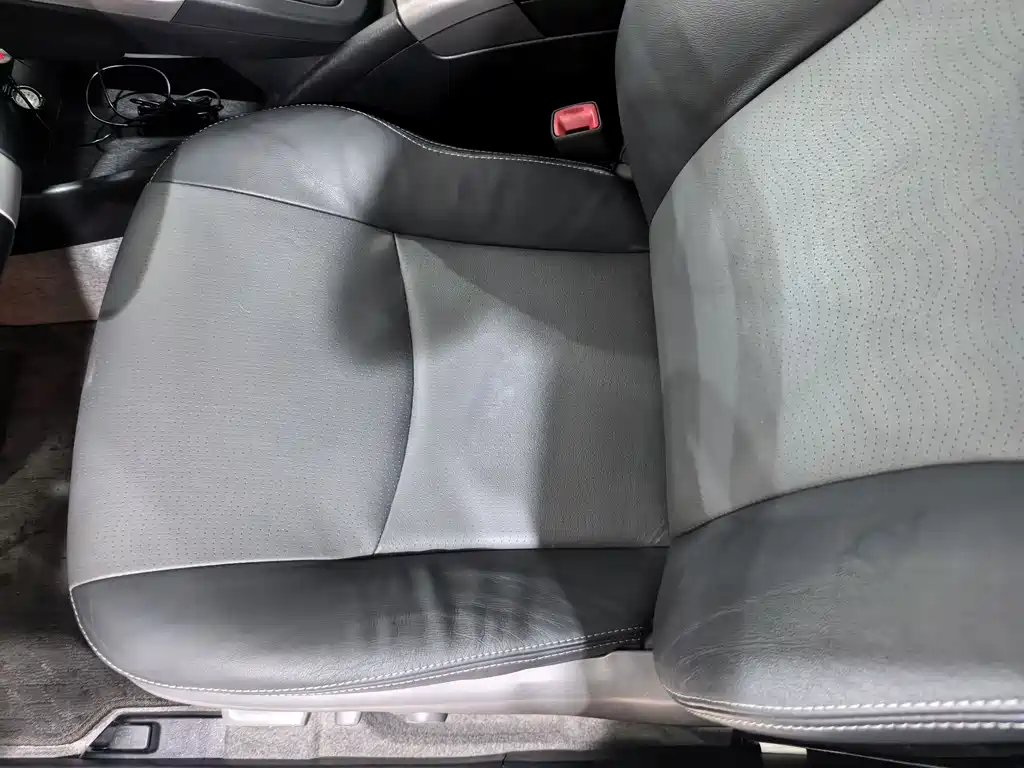 Prius 2012 model Luxury Advanced Edition