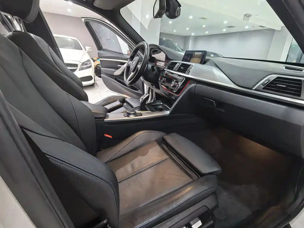 BMW 3 Series 2018 330i M Sport Nightshade Edition