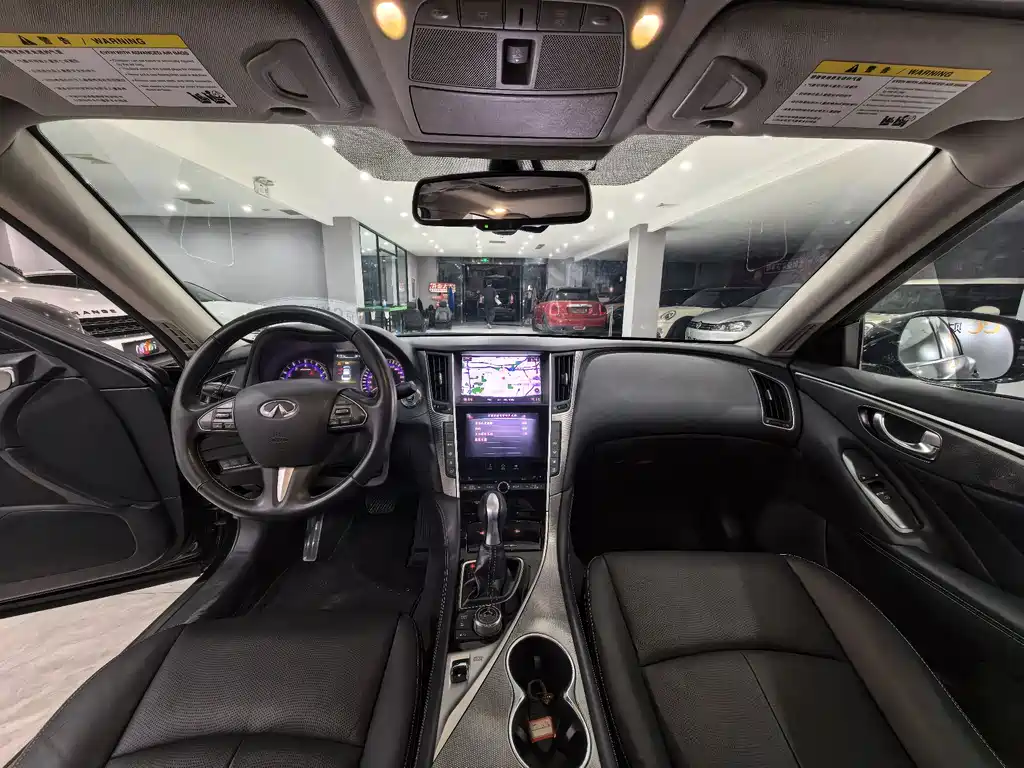 Infiniti Q50L 2015 2.0T Enjoyment Edition