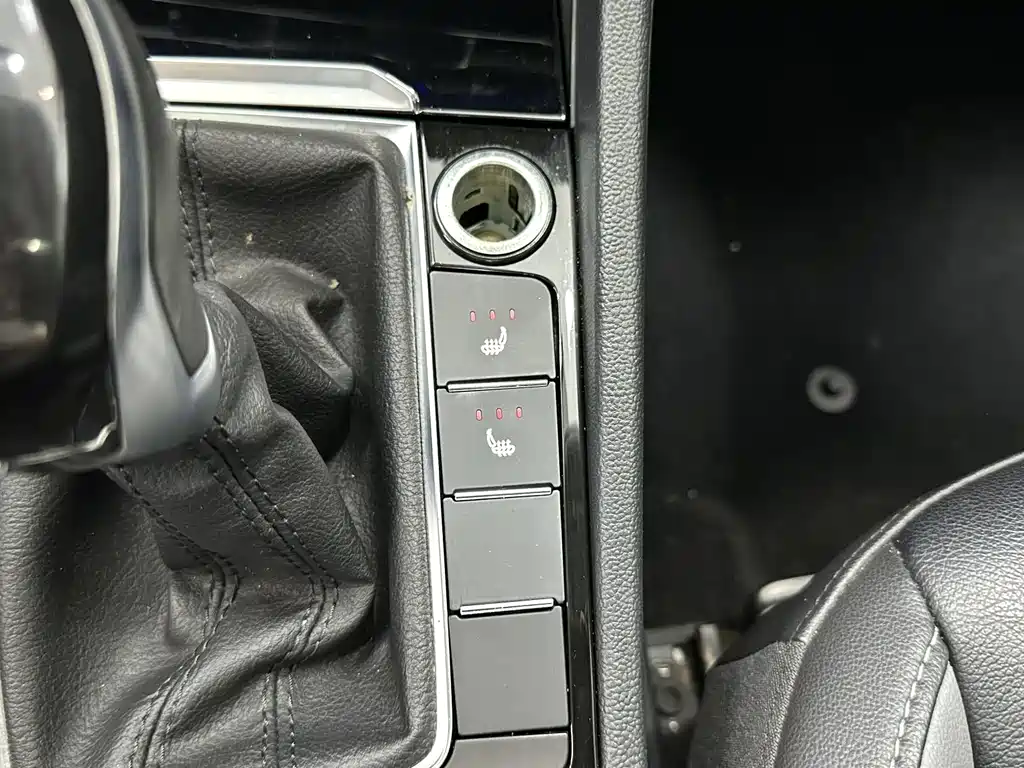 Volkswagen Sagitar 2022 280TSI DSG Ultimate Edition