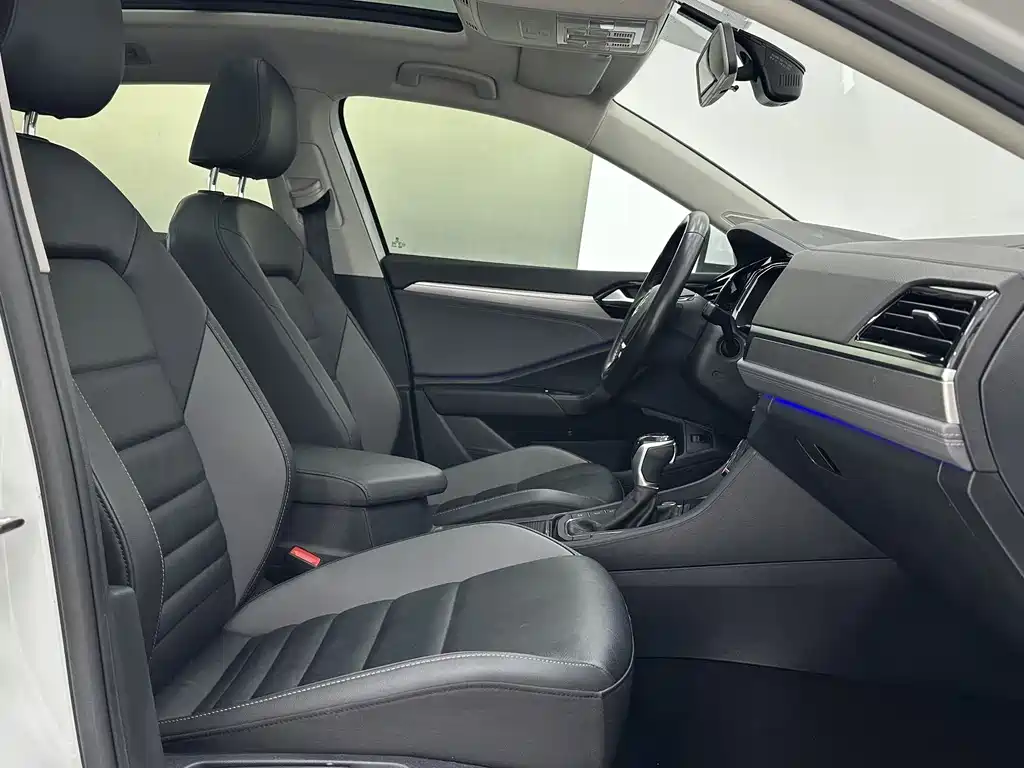 Volkswagen Sagitar 2022 280TSI DSG Ultimate Edition