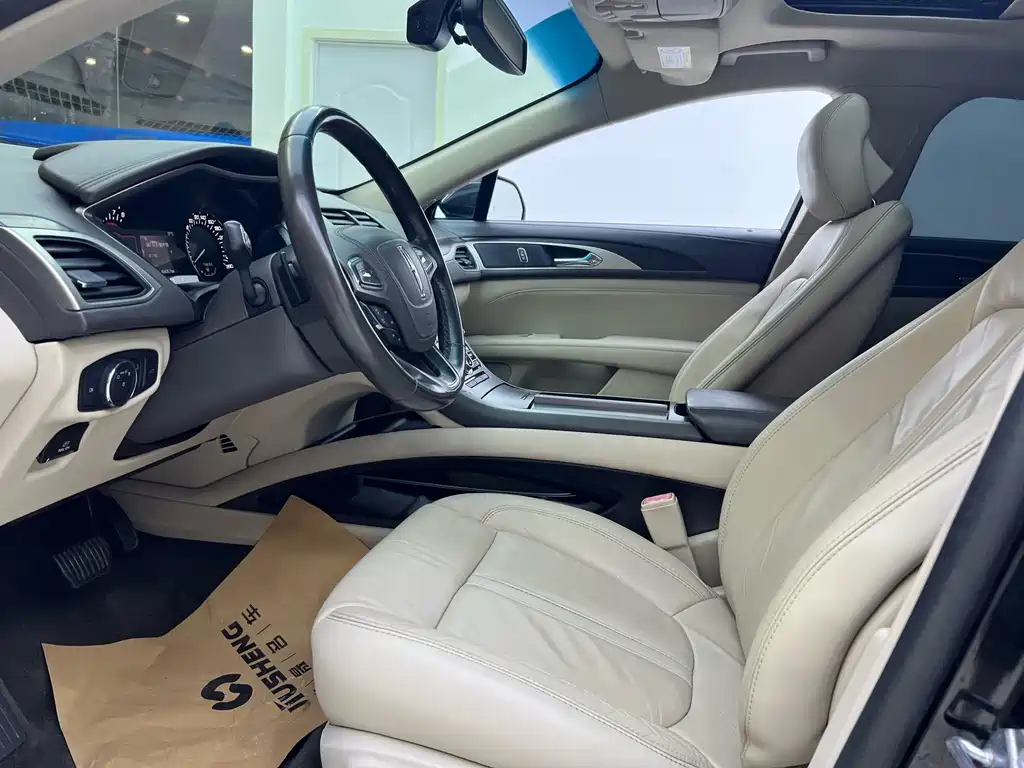Lincoln MKZ 2018 2.0T Grand Touring Edition