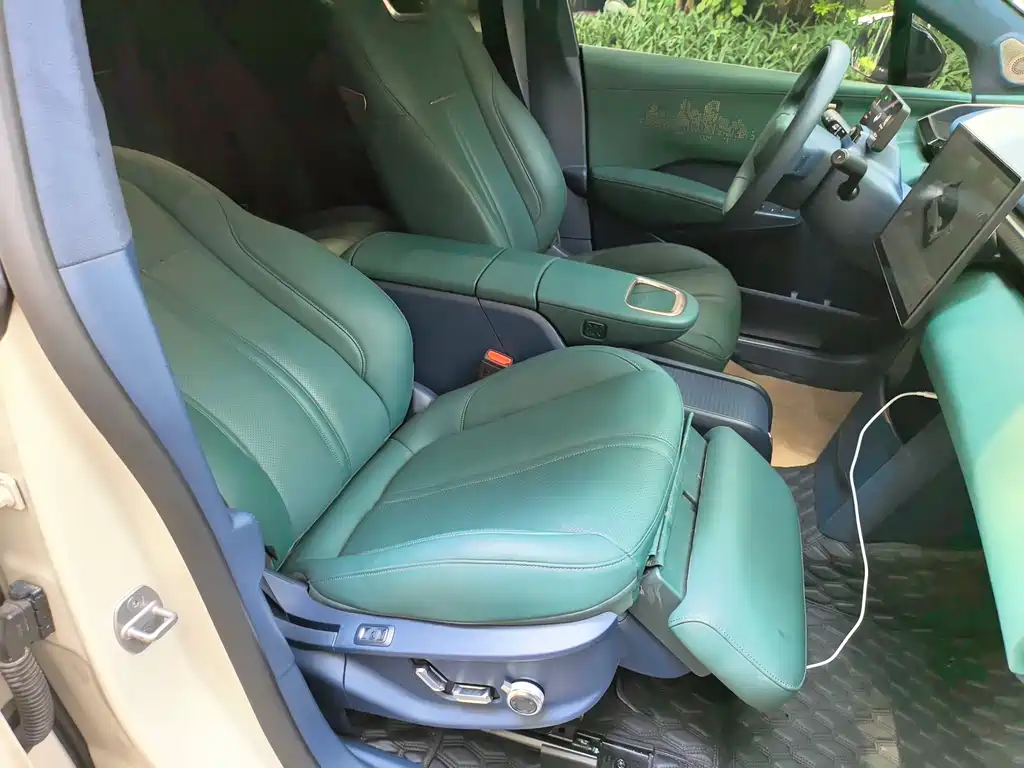 Jizhe X 2023 Model Four-Wheel Drive YOU Edition 4-Seater