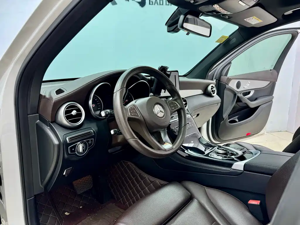 Mercedes-Benz GLC 2018 GLC 200 4MATIC