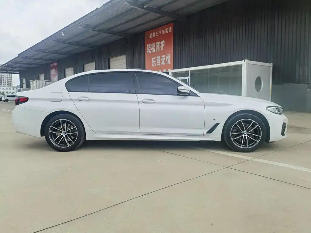 BMW 5 Series 2022 Model Facelift 525Li M Sport Package