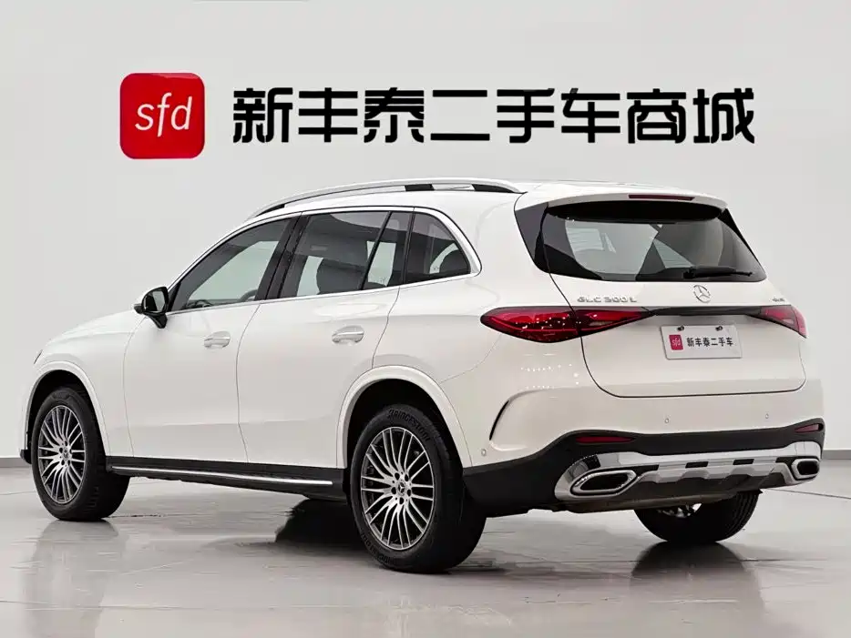 Mercedes-Benz GLC 2023 Facelift 260 L 4MATIC Dynamic Edition 5-Door