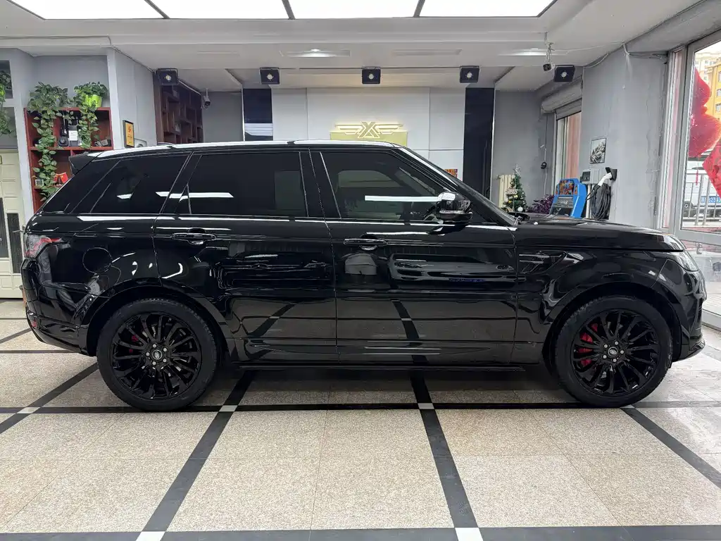 Range Rover Sport 2020 3.0 L6 SE