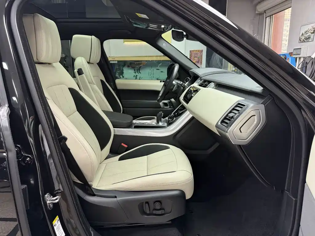 Range Rover Sport 2020 3.0 L6 SE