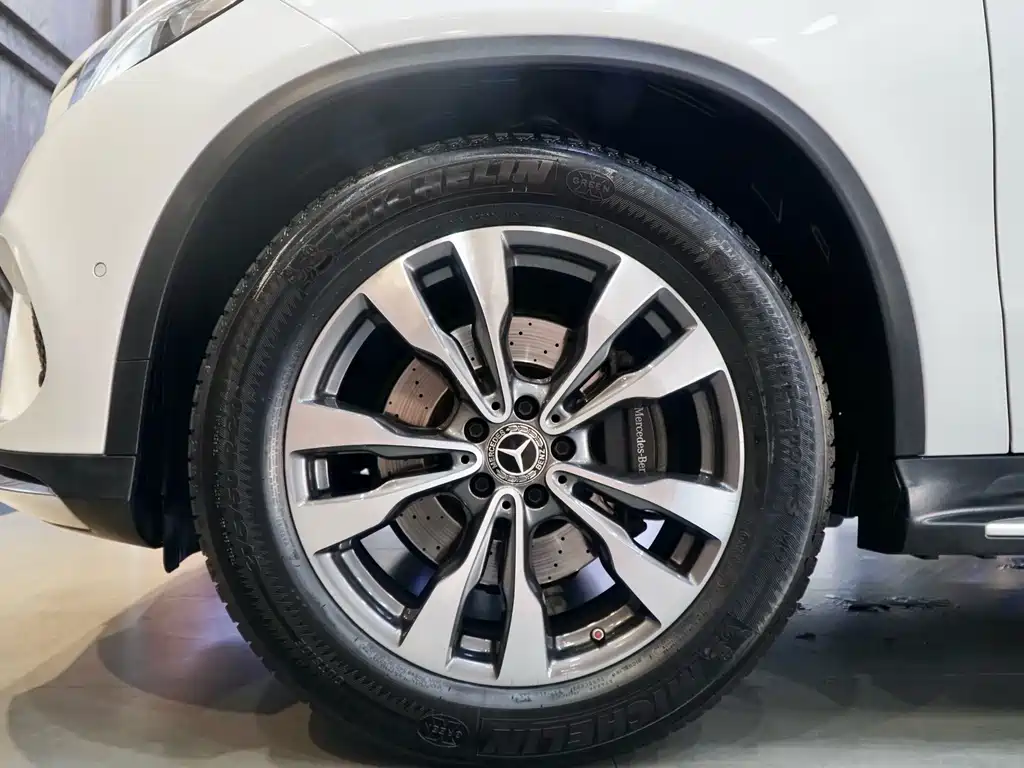 Mercedes-Benz GLE Coupe 2017 GLE 400 4MATIC Coupe SUV