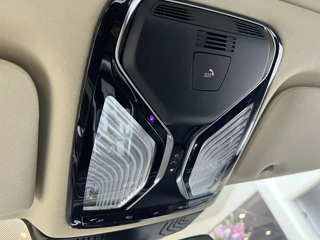 BMW 7 Series 2019 730Li Luxury Package