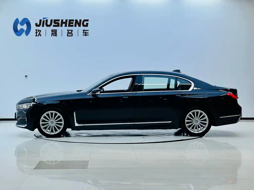 BMW 7 Series 2019 730Li Luxury Package
