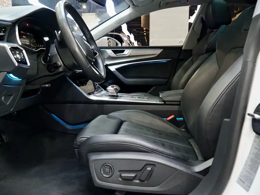 Audi A7 2022 model 45 TFSI Premium Selection