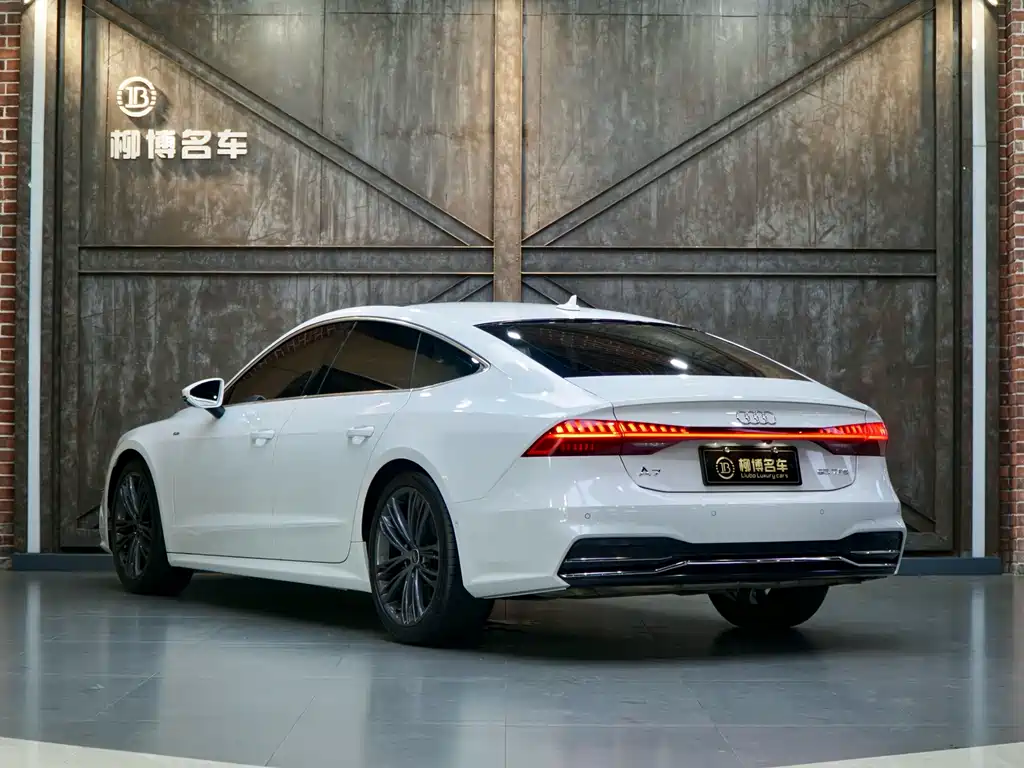 Audi A7 2022 model 45 TFSI Premium Selection