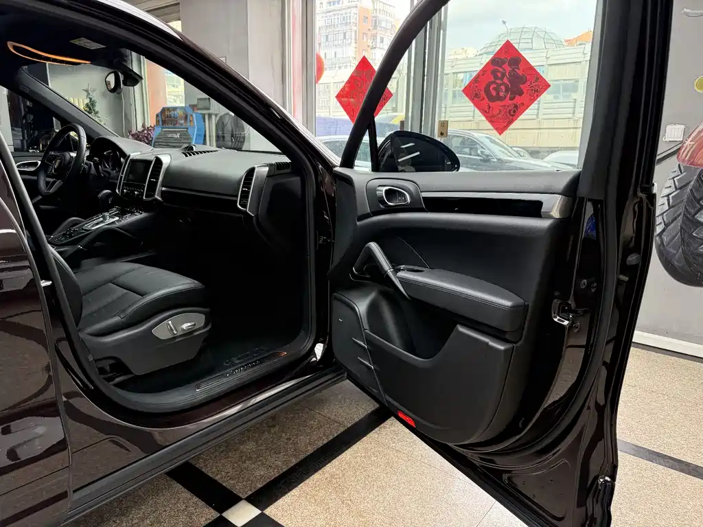 Cayenne 2015 Model Cayenne 3.0T