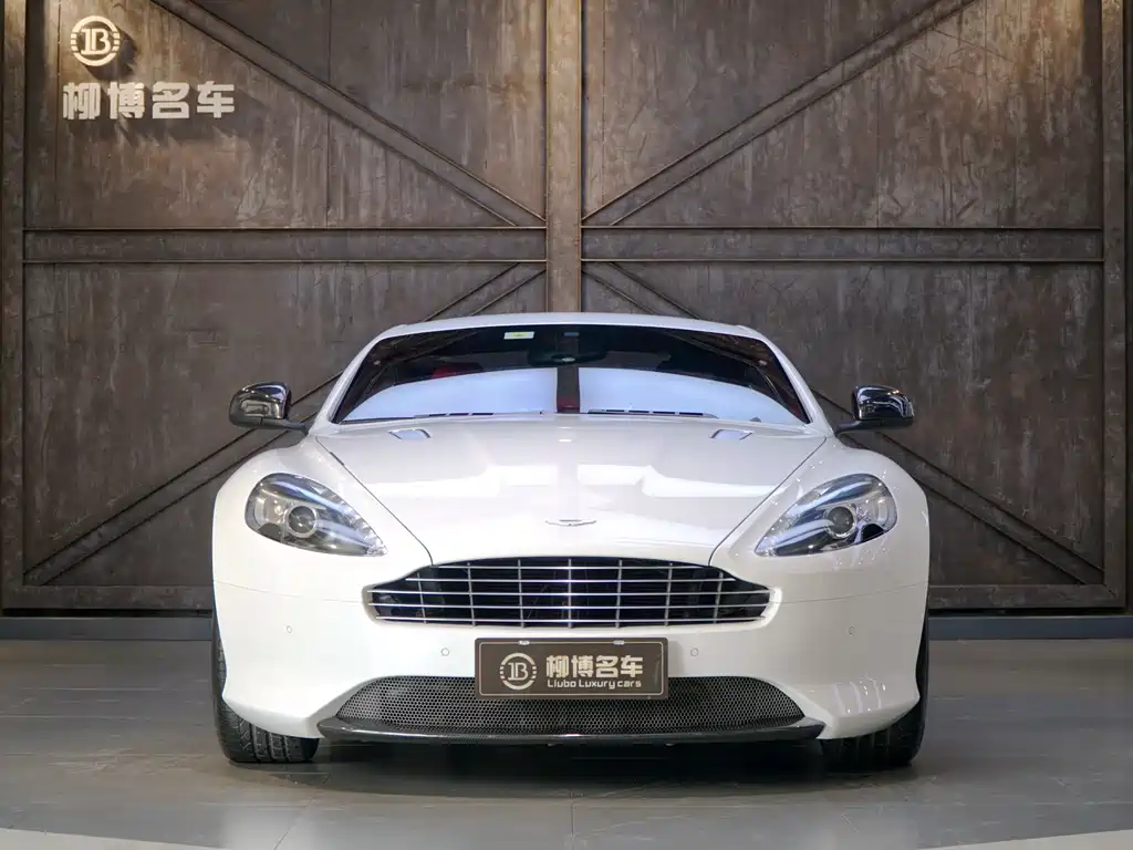 Aston Martin DB9 2013 Model 6.0L Coupe