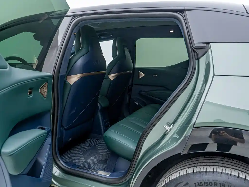 Jizhe X 2025 Edition Five-Seat Long Range Version