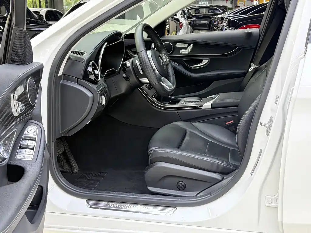 Mercedes-Benz C-Class 2020 Facelift C 260 L Sport Line