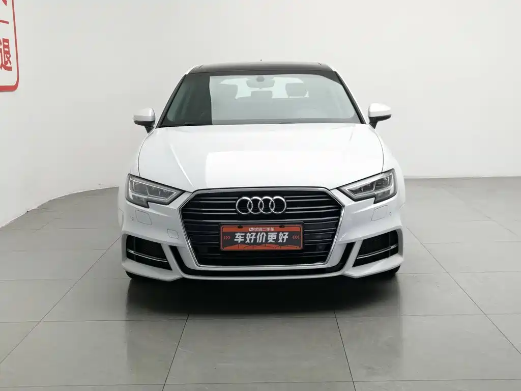 Audi A3 2019 Sportback 35 TFSI Style Edition National V
