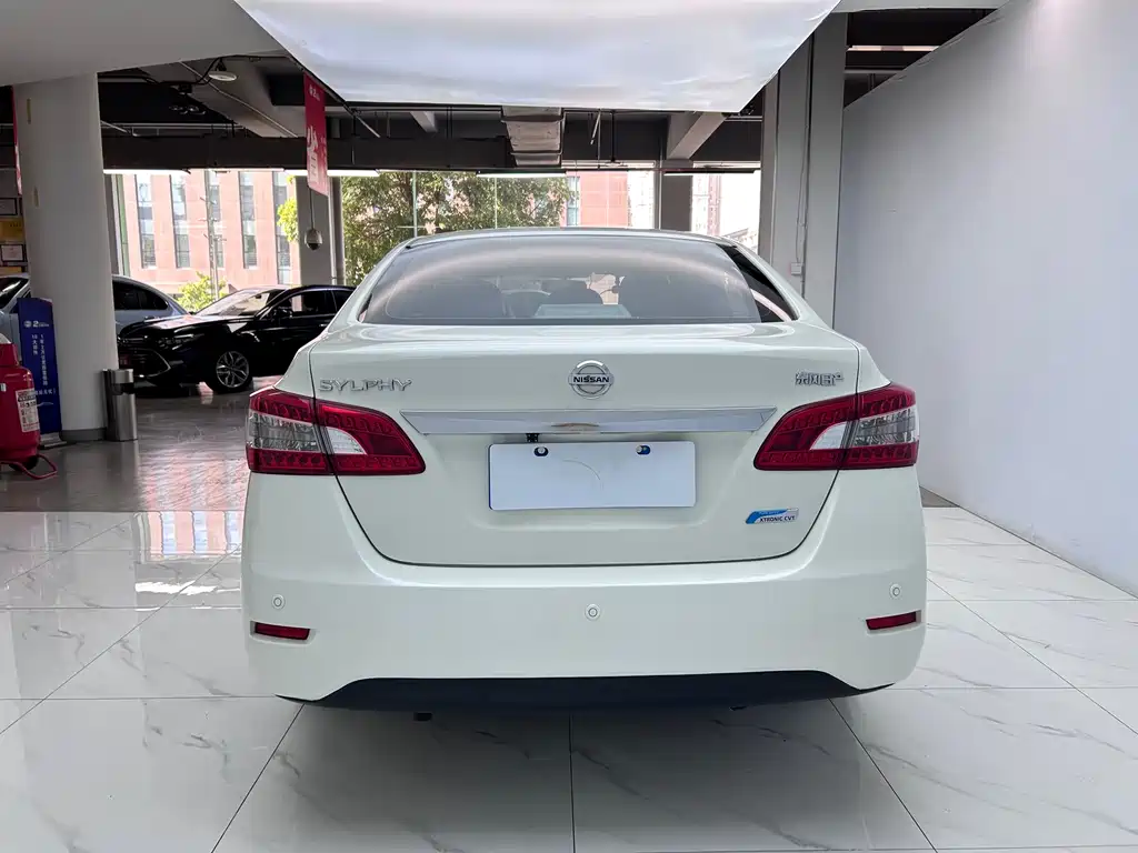 Sentra 2014 1.6 XV CVT Prestige Edition