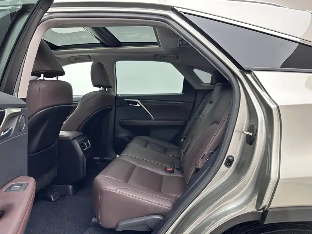 Lexus RX 2020 Facelift 300 4WD Elegant Edition