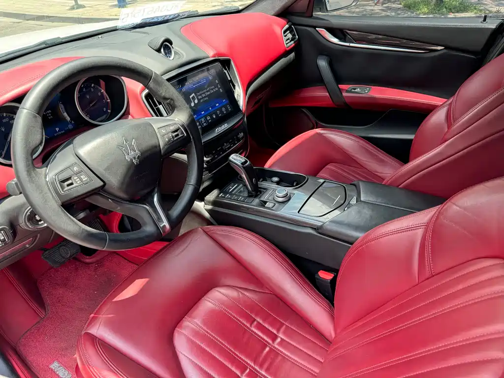 Ghibli 2019 3.0 T Standard Edition Euro V