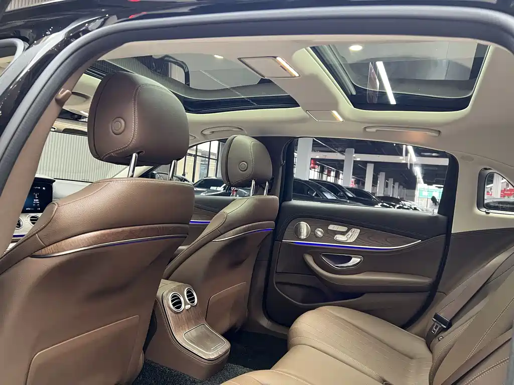 Mercedes-Benz E-Class 2023 E 300 L Luxury Edition