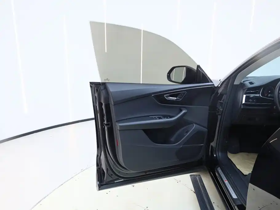 Audi Q8 2021 55 TFSI Luxury Dynamic Edition
