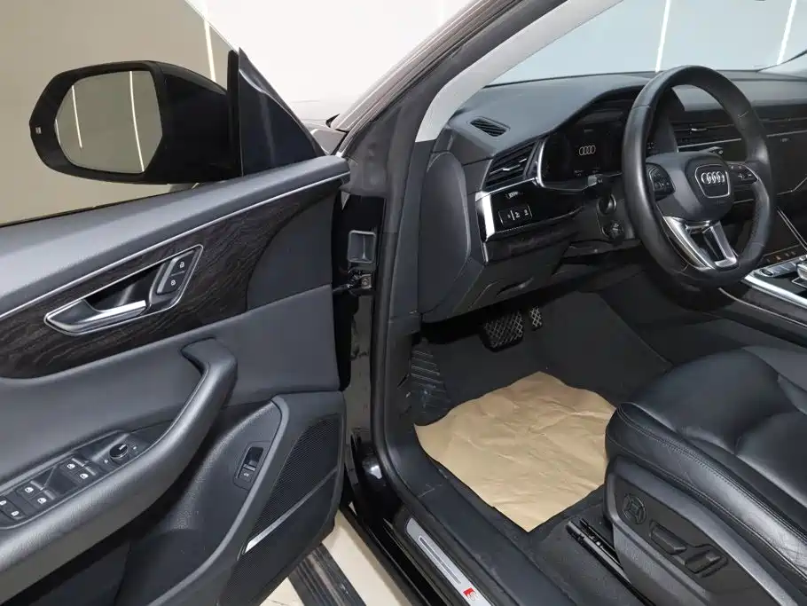 Audi Q8 2021 55 TFSI Luxury Dynamic Edition