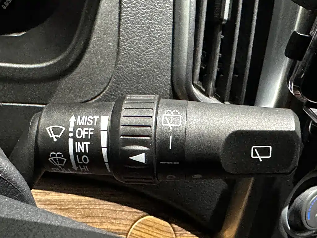 D-Max 2021 2.0L Manual Luxury 7-seater