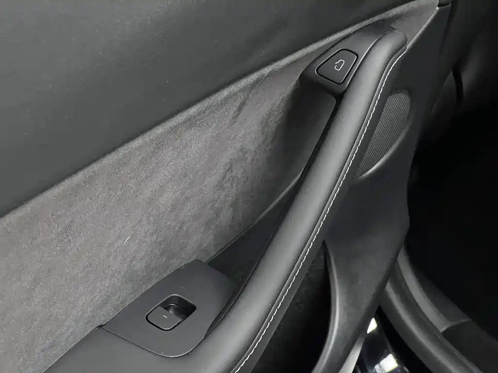 Model Y 2022 Rear-Wheel Drive Edition
