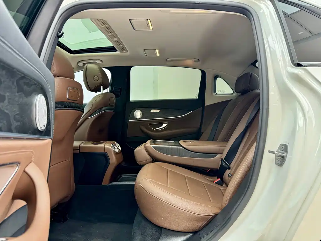 Mercedes-Benz E-Class 2016 E 200 L Sportline