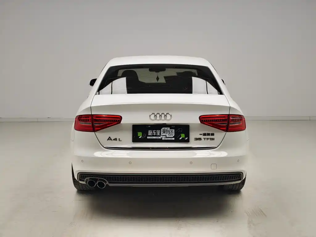 Audi A4L 2016 35 TFSI Prestige Edition S Line Comfort Version