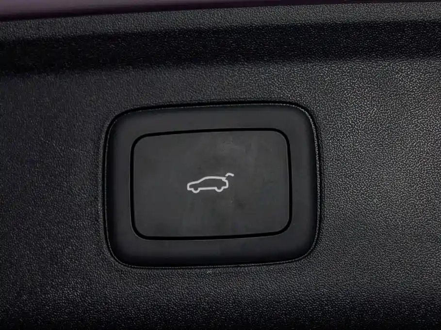 Audi E5 Sportback 2026 model Flagship quattro edition
