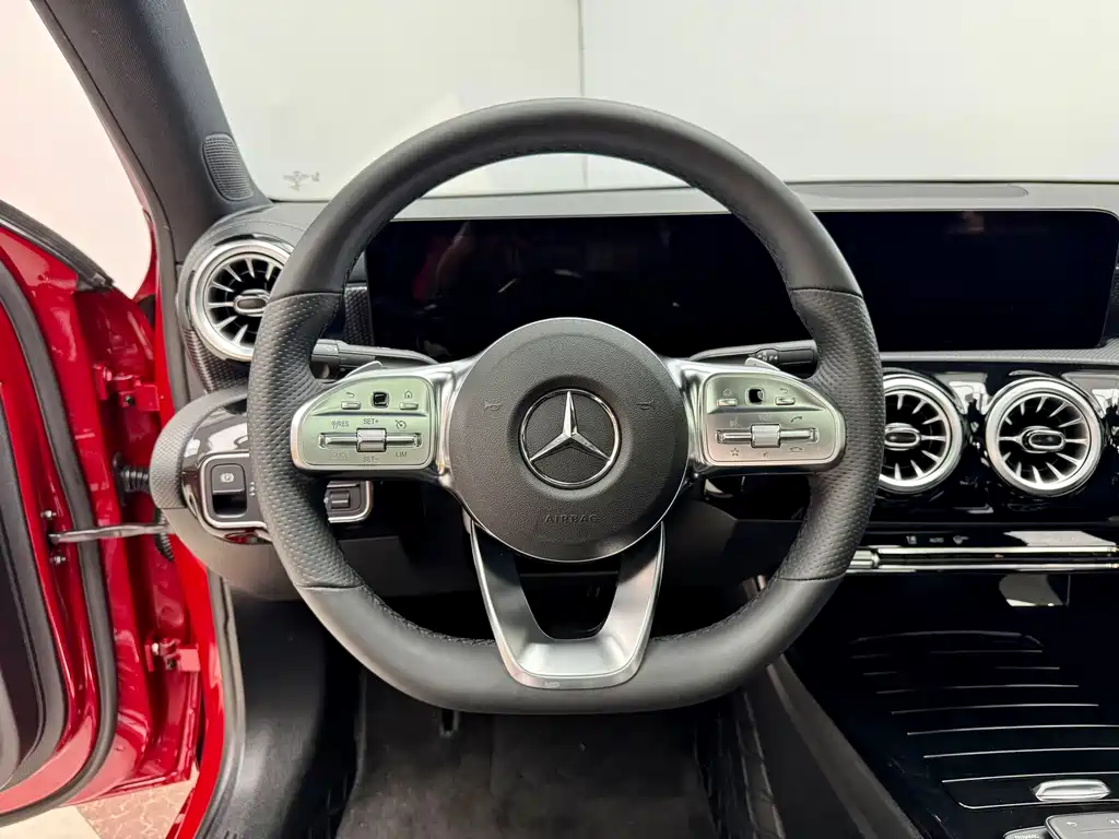Mercedes-Benz A 200 L Sport Sedan Fashion Edition 2022 Facelift