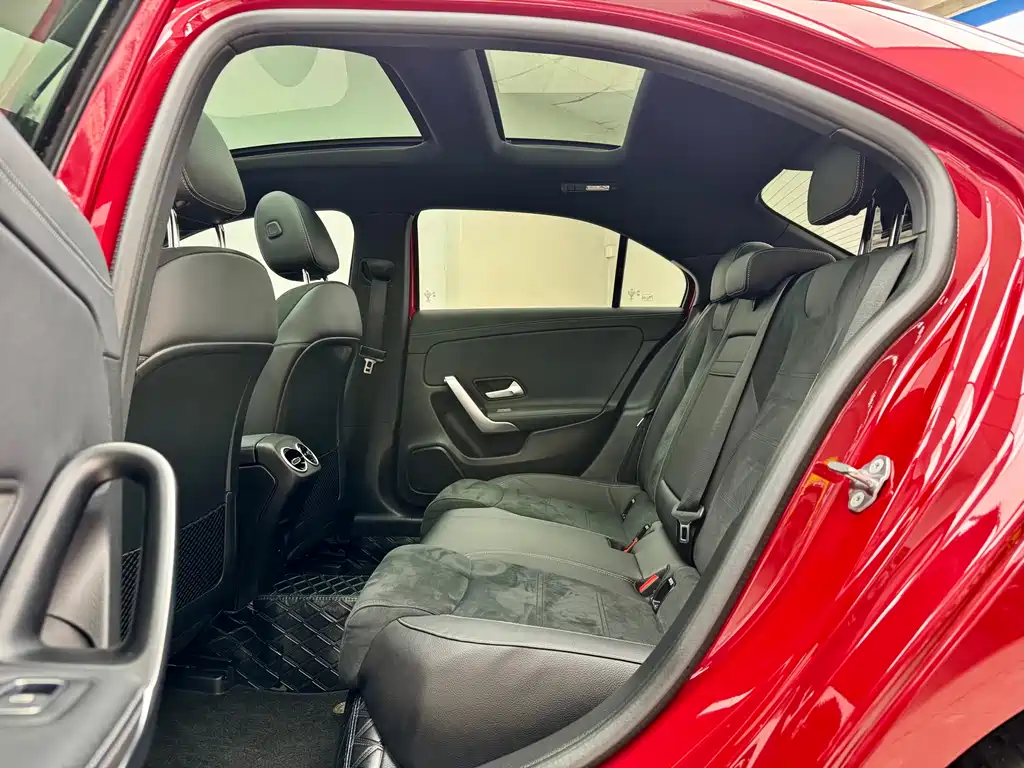 Mercedes-Benz A 200 L Sport Sedan Fashion Edition 2022 Facelift
